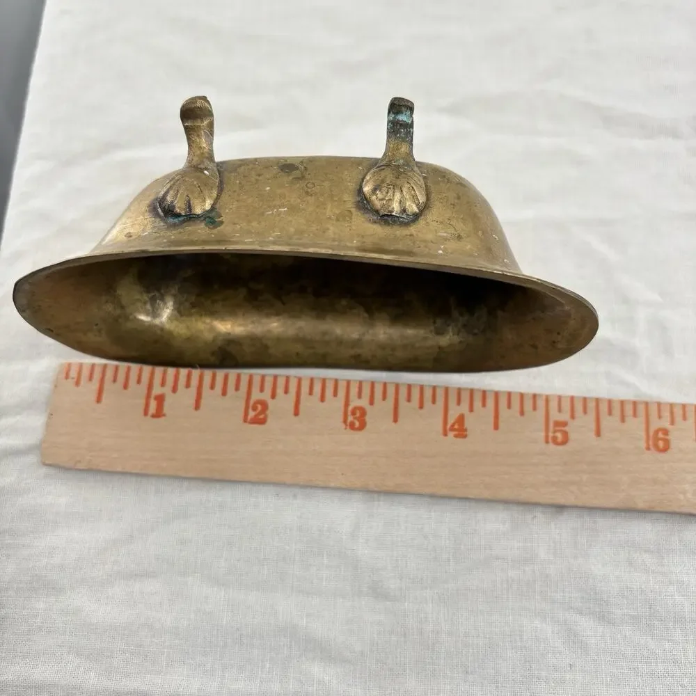 Unbranded vtg brass